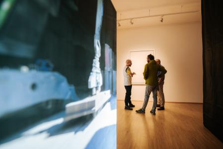 Odprtje razstave Viktorja Popovića Brez naslova (6)